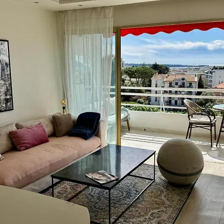 Apartment Luxueux 45m2 Vue Panoramique Terrasse Sud Montfleury Proche Banane *